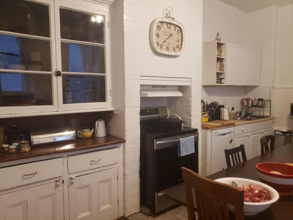 Private Room In East Village Apartment Ню Йорк Екстериор снимка