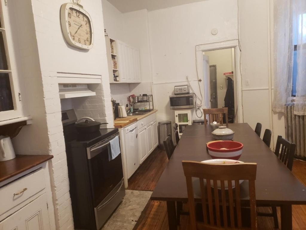 Private Room In East Village Apartment Ню Йорк Екстериор снимка